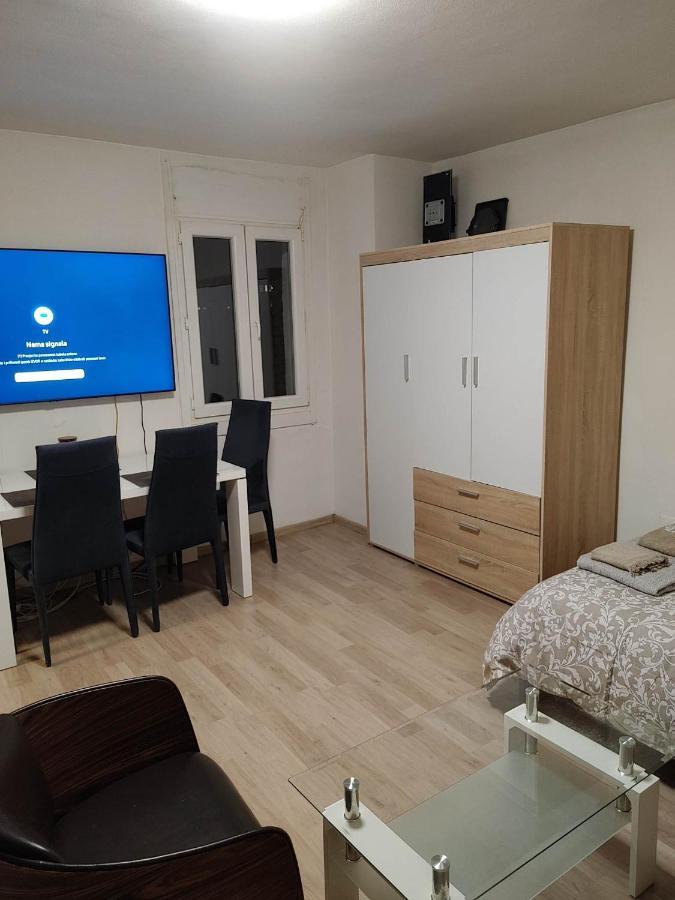 Ferienwohnung Tomy Koper Exterior foto